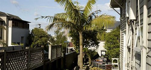 Uenuku Lodge Auckland Exterior photo